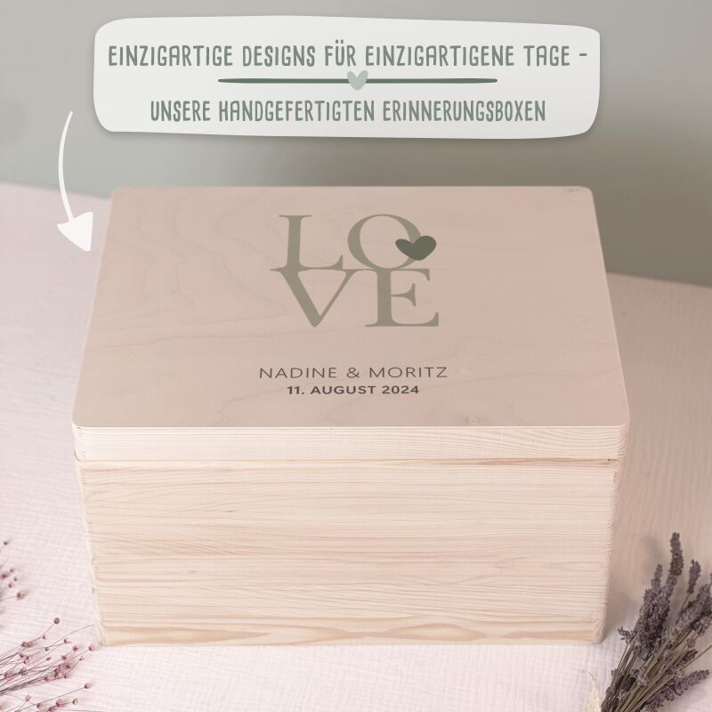 Personalisierte Erinnerungsbox zur Hochzeit Aquarell "LOVE Herz"