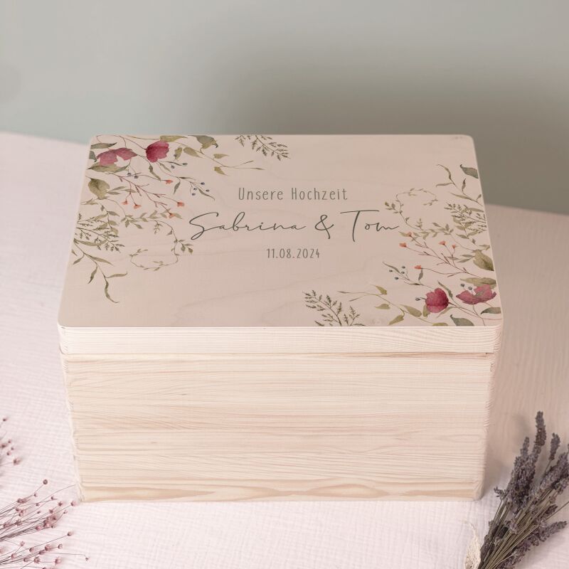 Personalisierte Erinnerungsbox zur Hochzeit Aquarell "Rote Blumen in der Ecke"