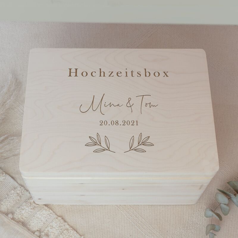 Erinnerungsbox zur Hochzeit „Hochzeitsbox“ personalisiert Gravur