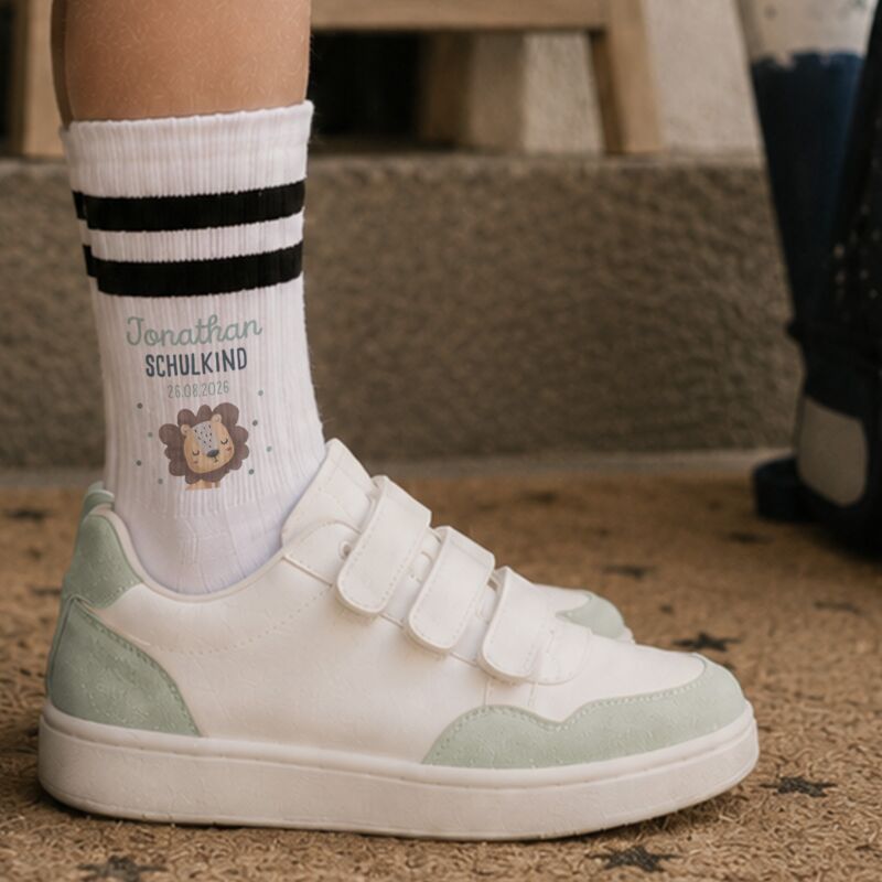 Socken für Kinder zur Einschulung „Löwe“ personalisiert Sublimation