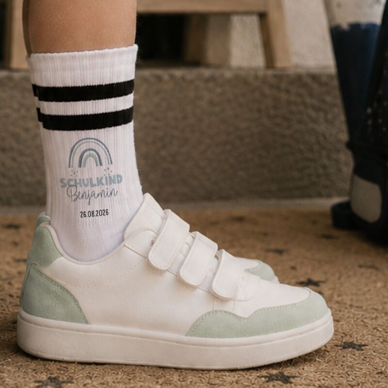 Socken für Kinder zur Einschulung „Regenbogen Blau“ personalisiert Sublimation