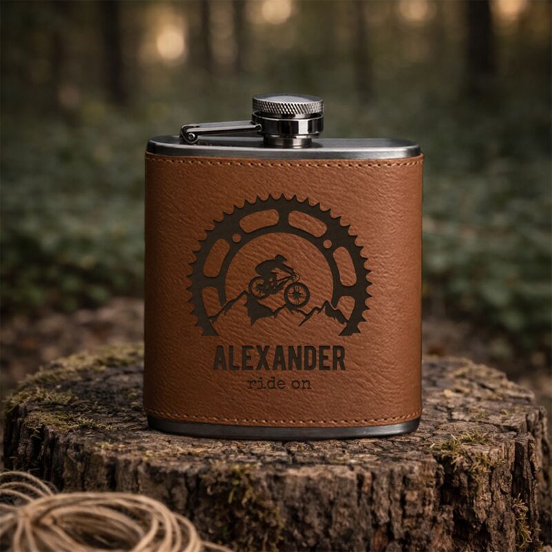 Personalisierter Flachmann "Mountainbike"