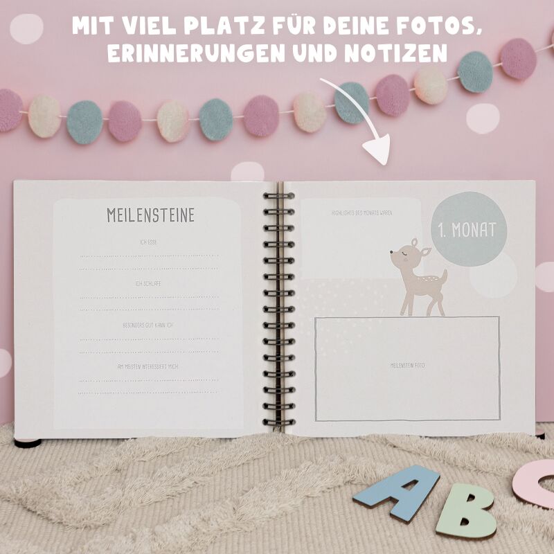 Personalisiertes Babybuch bunt bedruckt "Wal"