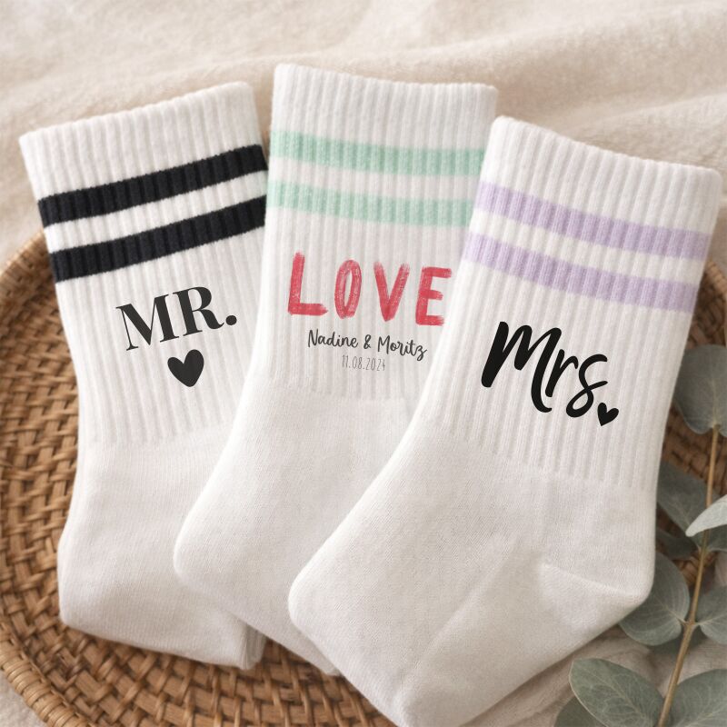 Personalisiertes Socken-Set zur Hochzeit "LOVE"