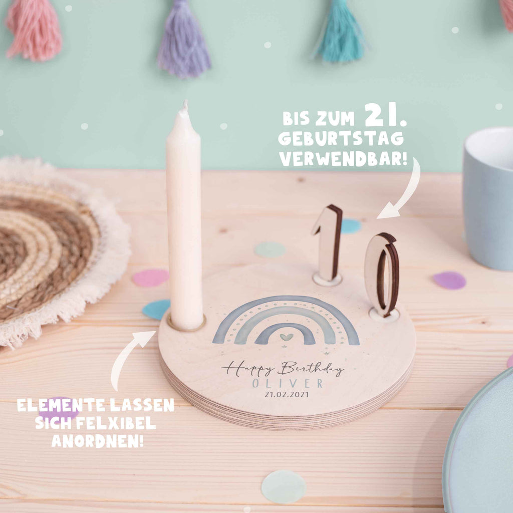 Personalisierter Geburtstagsteller Regenbogen blau mit Kerzenhalter, Vase & Jahreszahlen