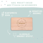 Frühstücksbrettchen Taufgeschenk "Blumenkranz"