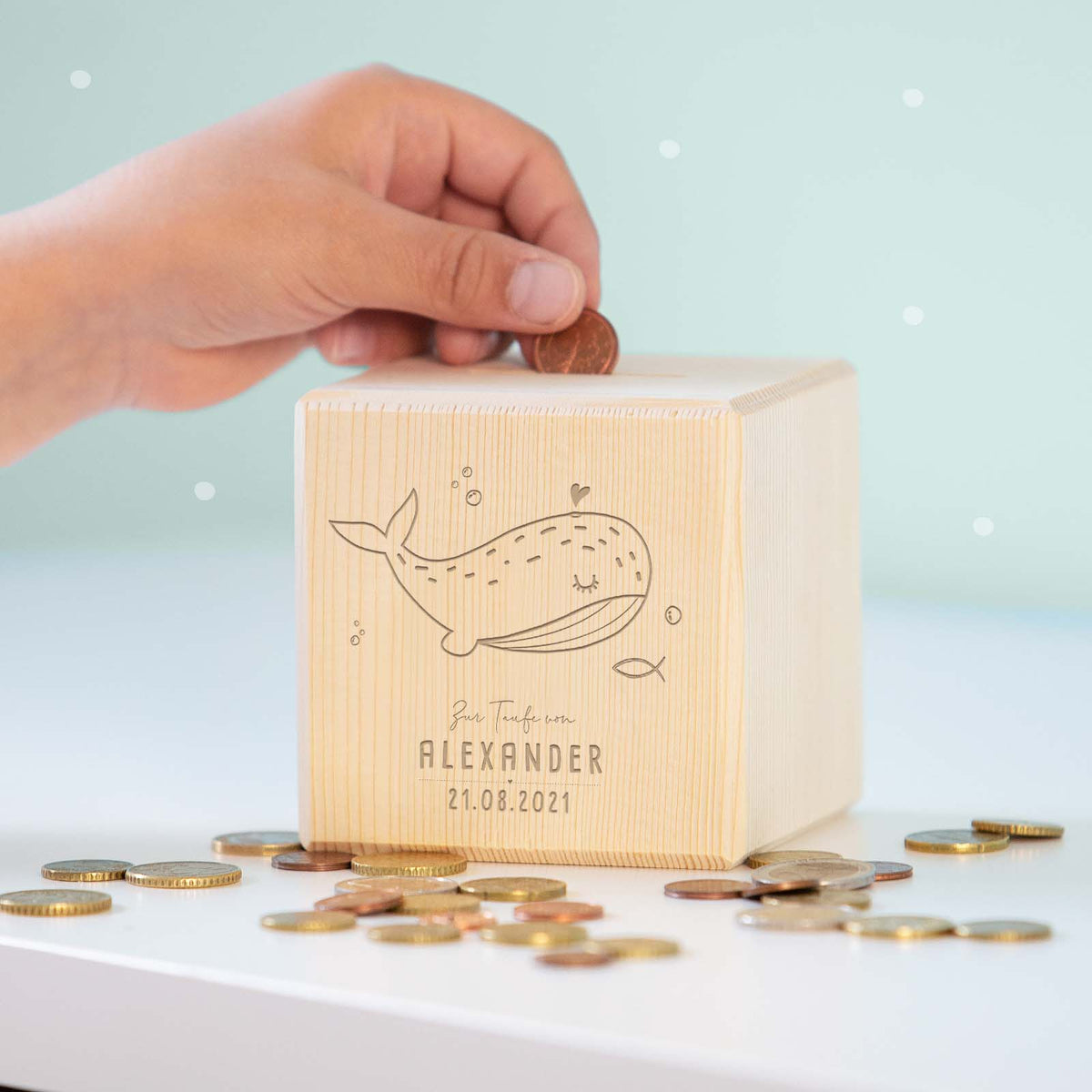 Personalisierte Holzspardose Taufgeschenk "Wal" Gravur