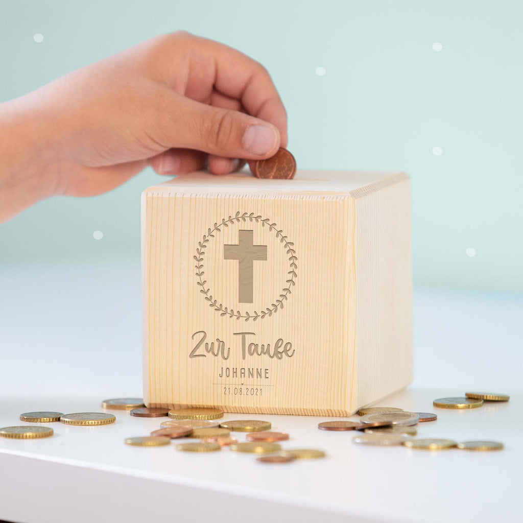 Personalisierte Holzspardose Taufgeschenk "Kreuz" Gravur
