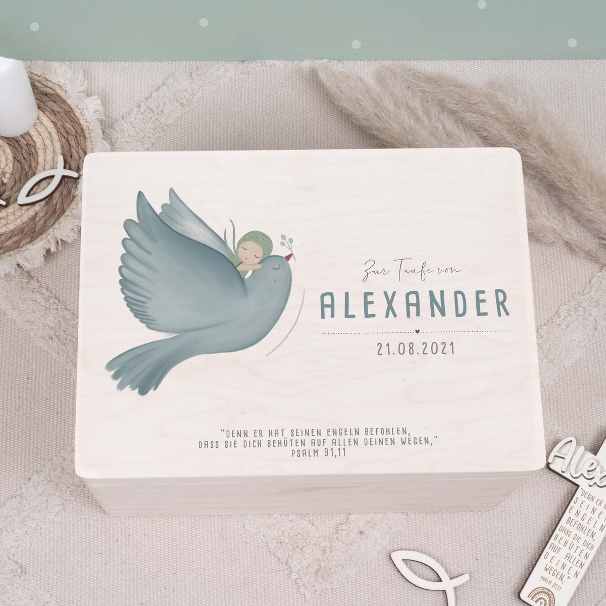 Erinnerungsbox Taufgeschenk "Taube mit Kind" Aquarell