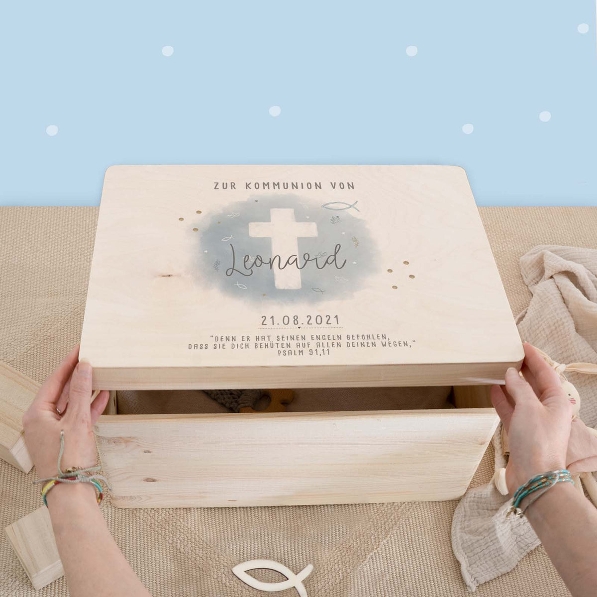 Erinnerungsbox Geschenk zur Kommunion "Kreuz Blau" Aquarell