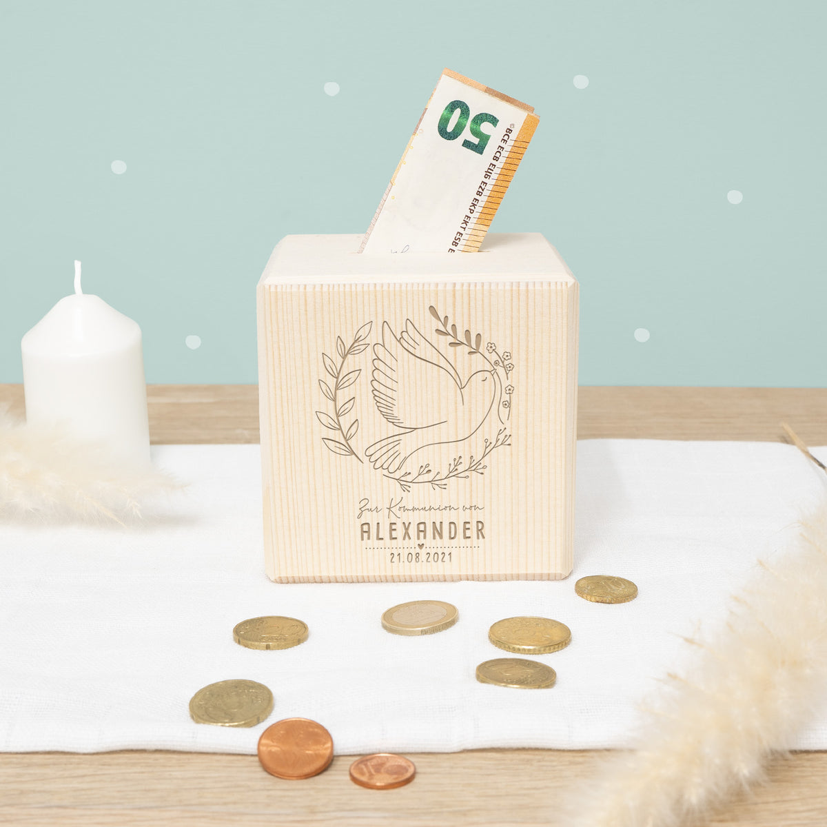 Personalisierte Holzspardose Geschenk zur Kommunion "Taube" Gravur