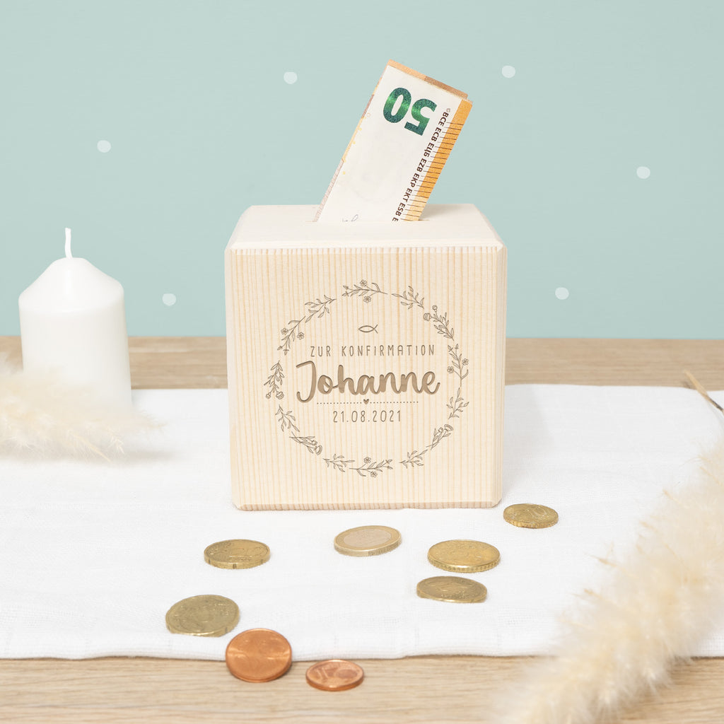 Personalisierte Holzspardose Geschenk zur Konfirmation "Blumenkranz" Gravur