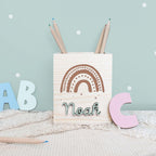 Personalisierter Stiftehalter "Regenbogen"-Gravur mit 3D-Name