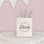 Personalisierter Stiftehalter "Blumenkranz"-Gravur mit 3D-Name