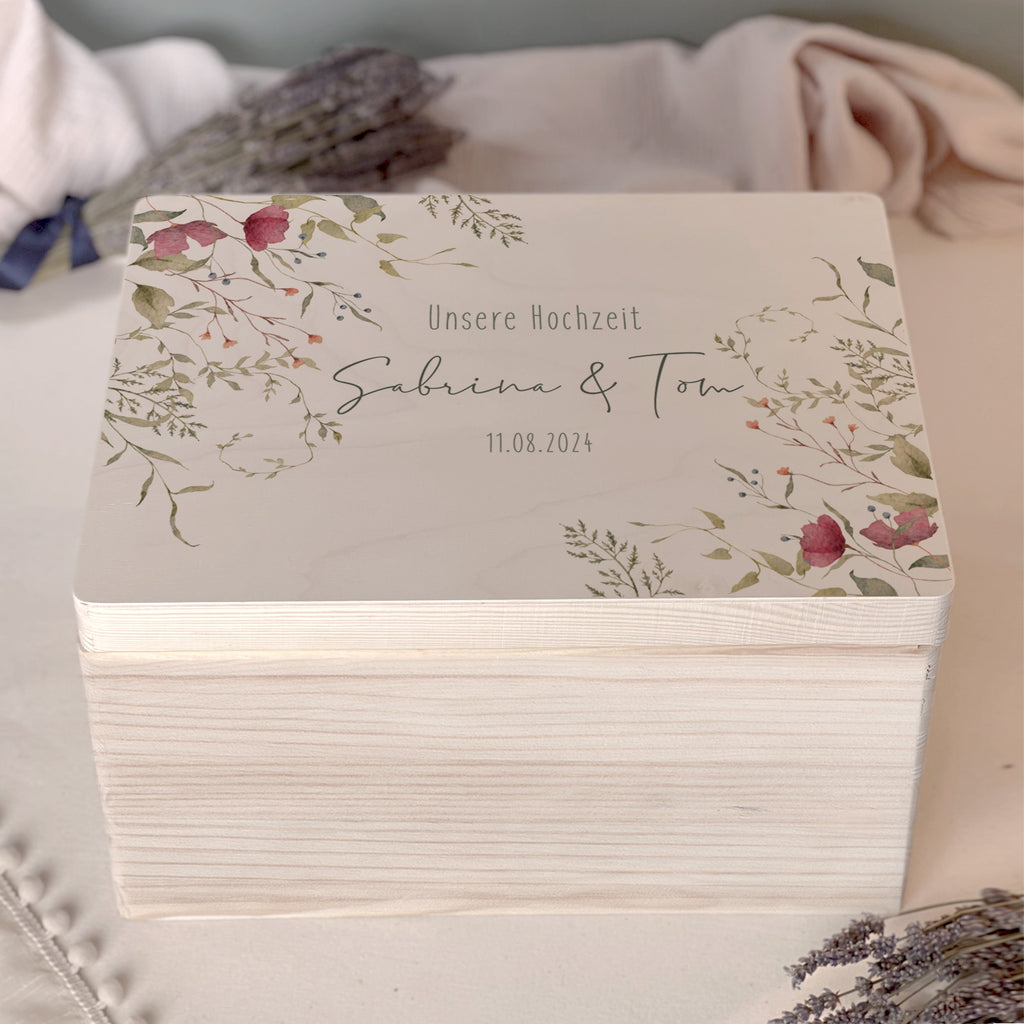 Personalisierte Erinnerungsbox zur Hochzeit Aquarell "Rote Blumen in der Ecke"