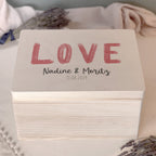 Personalisierte Erinnerungsbox zur Hochzeit Aquarell "LOVE Rot"
