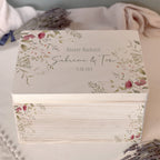 Personalisierte Erinnerungsbox zur Hochzeit Aquarell "Rote Blumen in der Ecke"