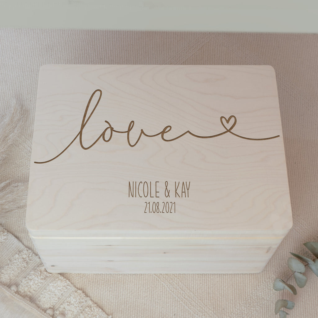 Personalisierte Erinnerungsbox zur Hochzeit "Love"