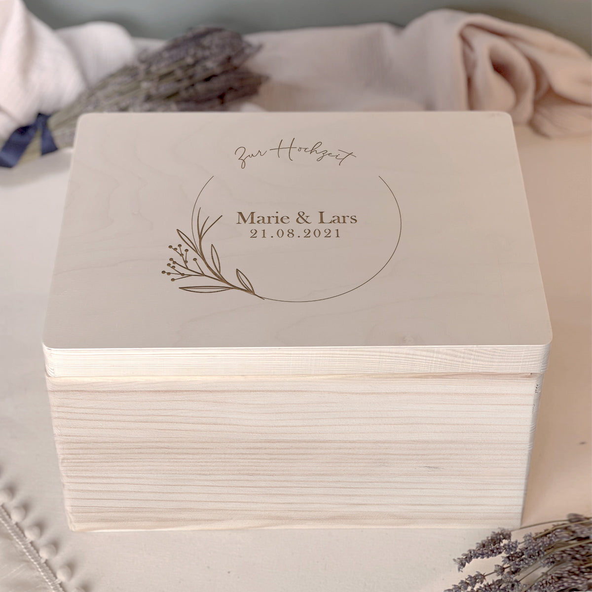 Personalisierte Erinnerungsbox zur Hochzeit "Pflanzenkreis"