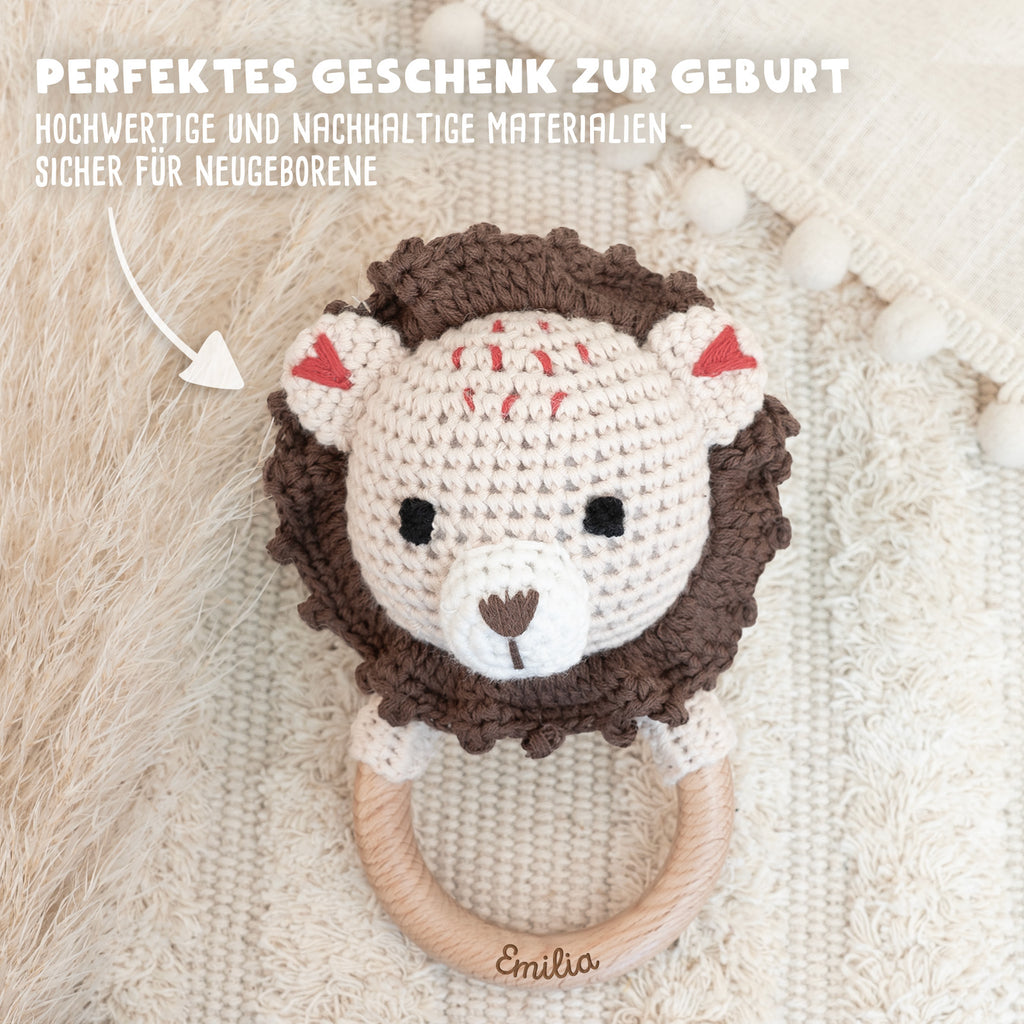 Personalisierte Babyrassel "Löwe"