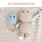 Set aus personalisierter Babyrassel und Kuscheltier "Nilpferd"