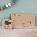 Personalisiertes Set aus Frühstücksbrettchen & Montessori-Kindermesser "Tierwelt"
