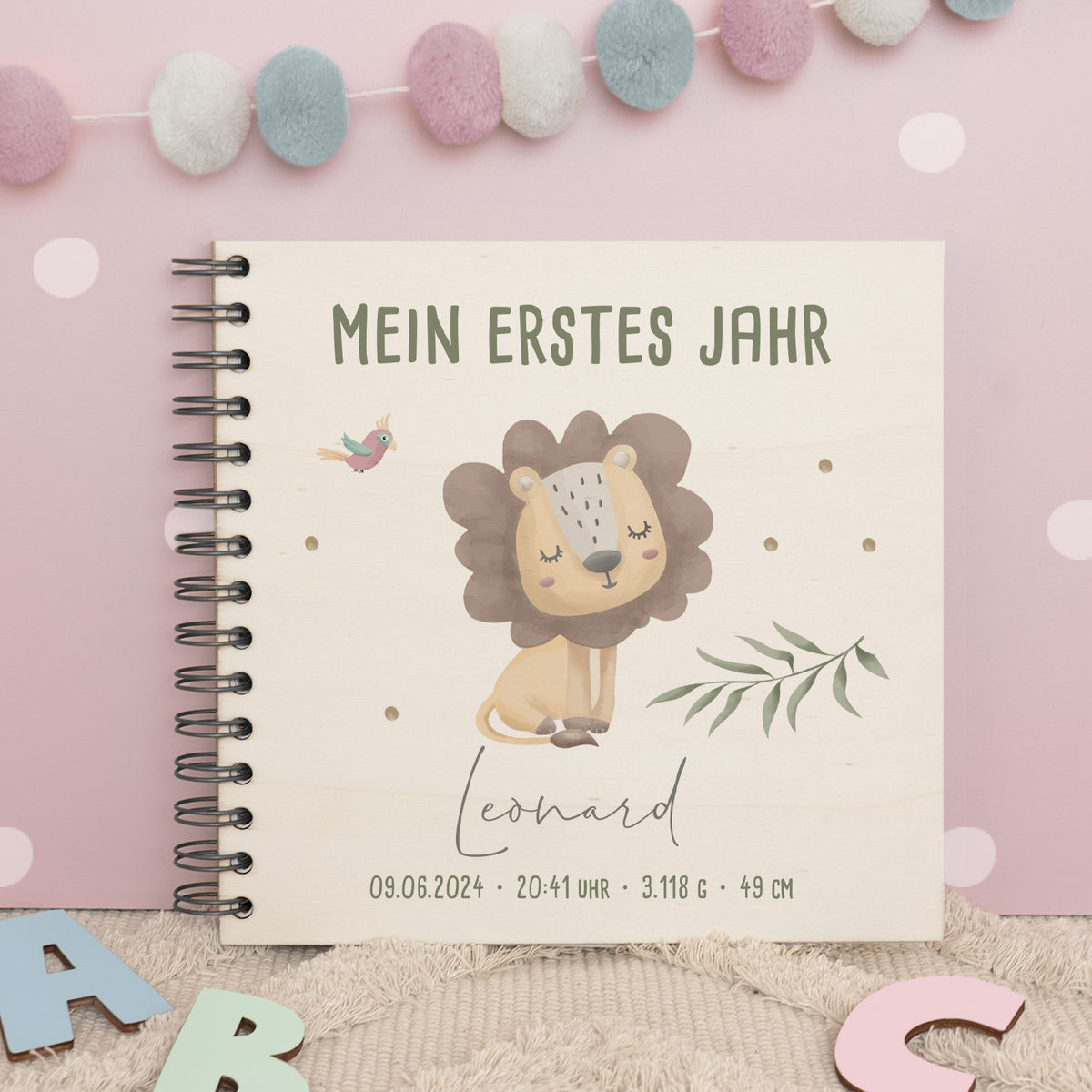 Personalisiertes Babybuch bunt bedruckt "Löwe"