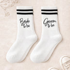 Personalisiertes Socken-Set zur Hochzeit "Bride to be & Groom to be"