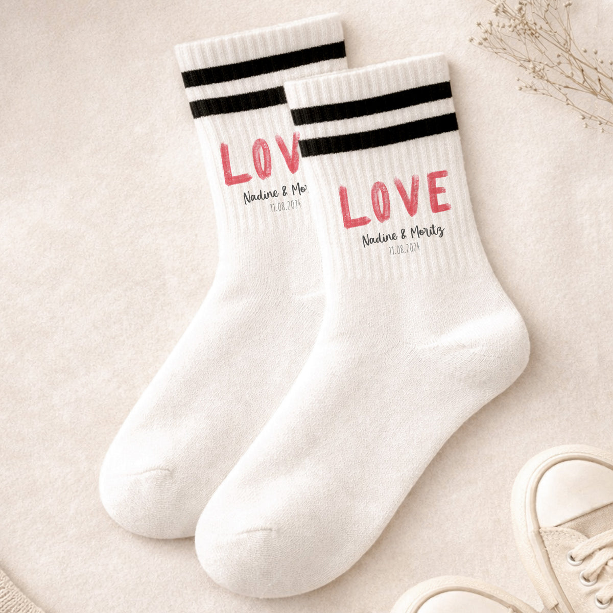 Personalisiertes Socken-Set zur Hochzeit "LOVE"