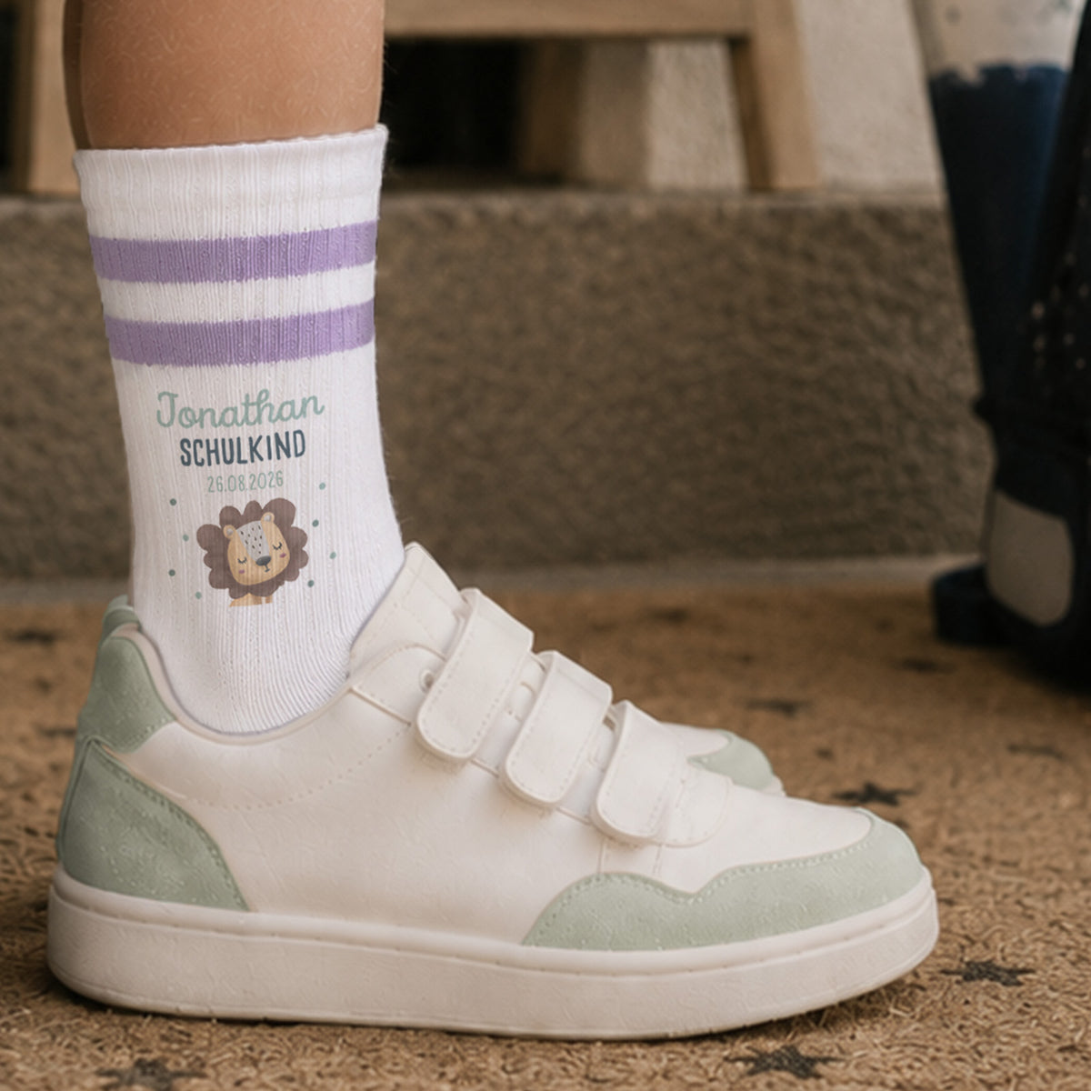 Socken für Kinder zur Einschulung „Löwe“ personalisiert Sublimation
