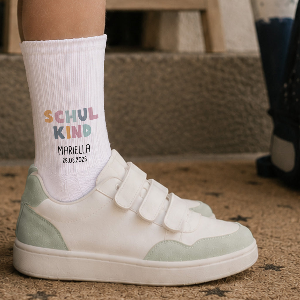 Socken für Kinder zur Einschulung „Endlich Schulkind Rosa“ personalisiert Sublimation