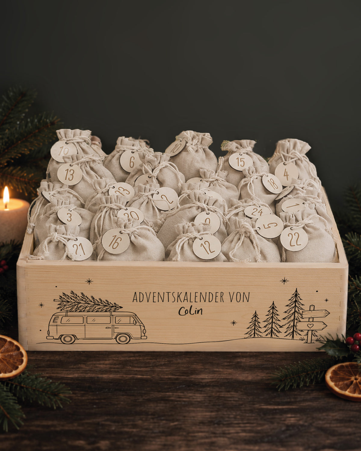 hellowild Adventskiste einfarbig "Wohnmobil mit Tannenbaum" personalisiert