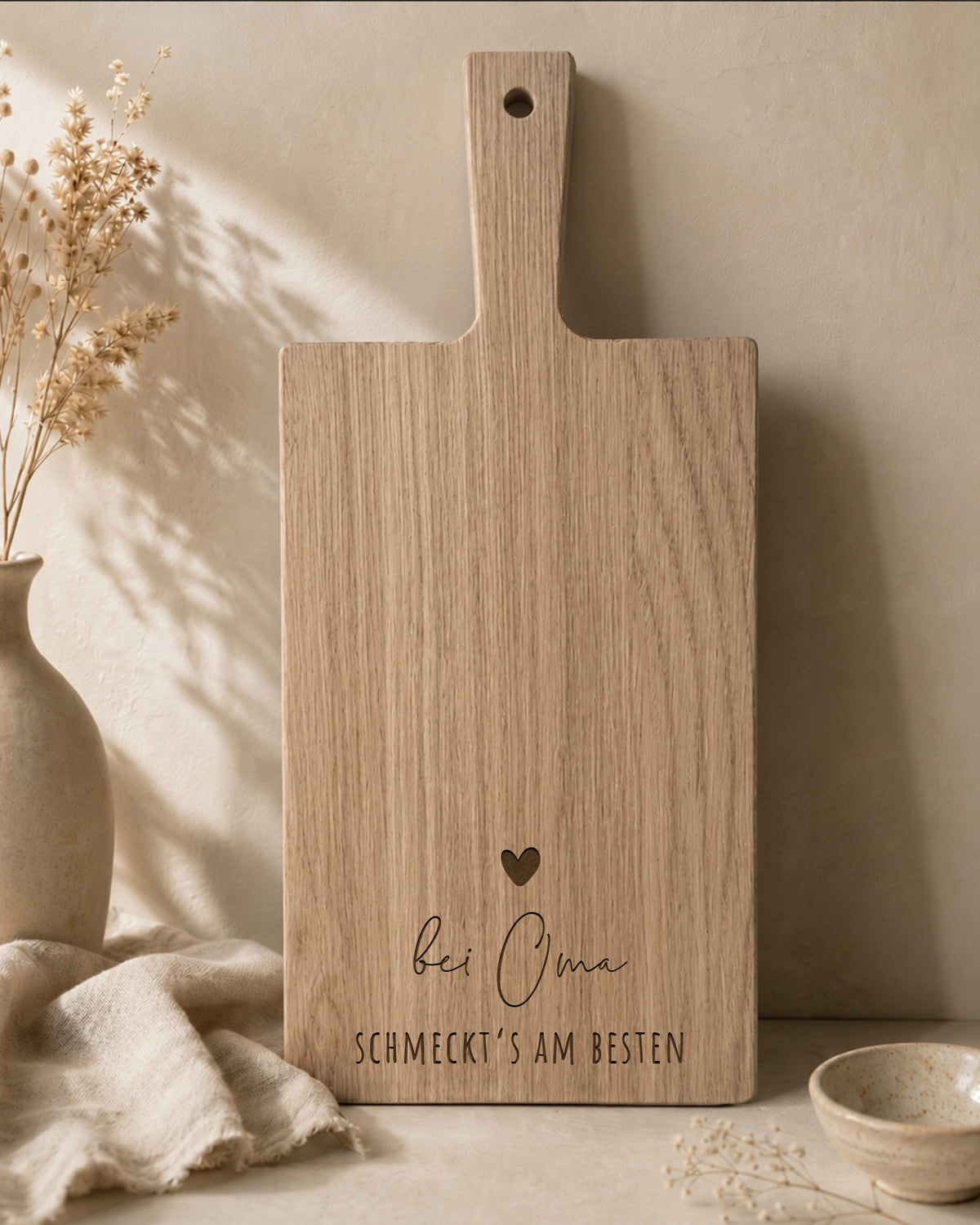 Schneidebrett „Bei Oma schmeckt's am besten“ personalisiert Gravur