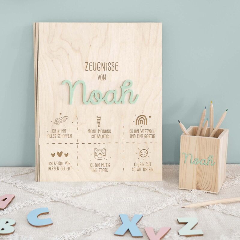 Zeugnismappe Holz Ringbuch mit 3D-Name "Affirmation"