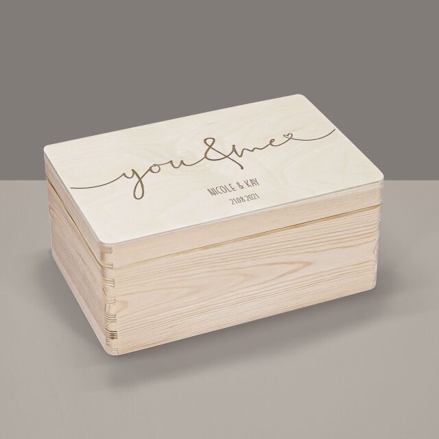 Erinnerungsbox aus Holz "You & me" personalisiert