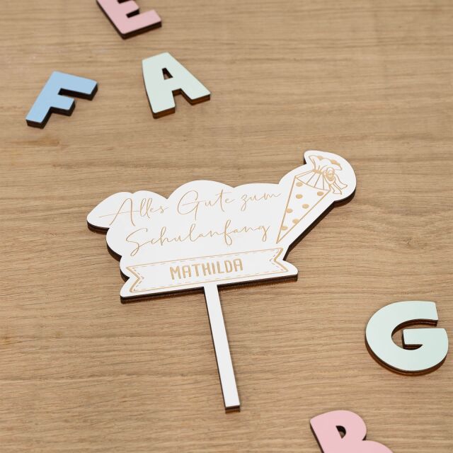 Cake topper engraved &quot;All the best for the beginning of the school year&quot;