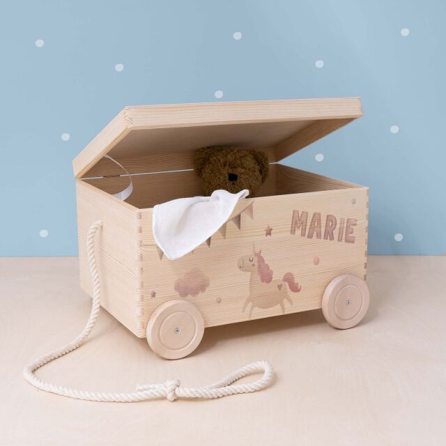 Toy box "Animal world" personalized for child with wheels